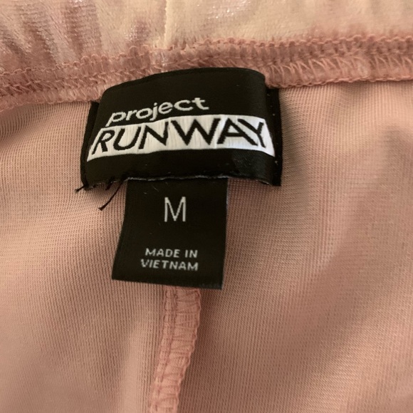 Velvet Spaghetti Strap Dress !! 🎀 - Picture 7 of 7